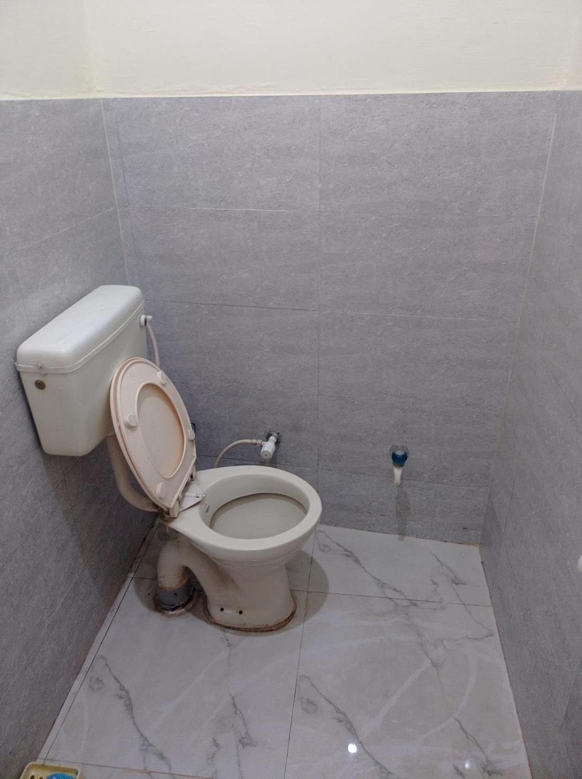 Homestay Comfort Villa Rampur  Ngoại thất bức ảnh